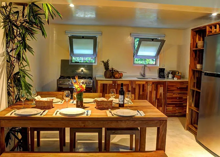 Moana Surf Resort